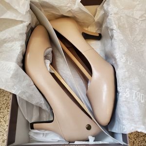 LifeStride Taupe Pumps, 6.5